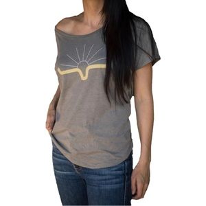 KIMES RANCH LADIES SUNRISE VENETIAN GREY TEE (LBB144)